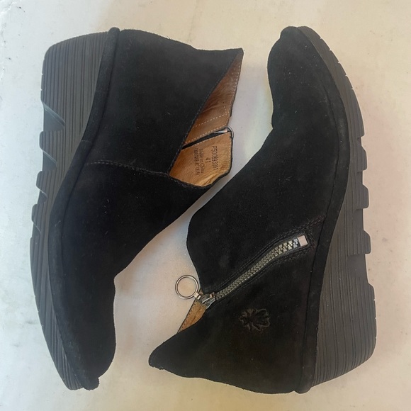 Fly London Shoes - FLY LONDON ‘PORO’ Suede Booties 41